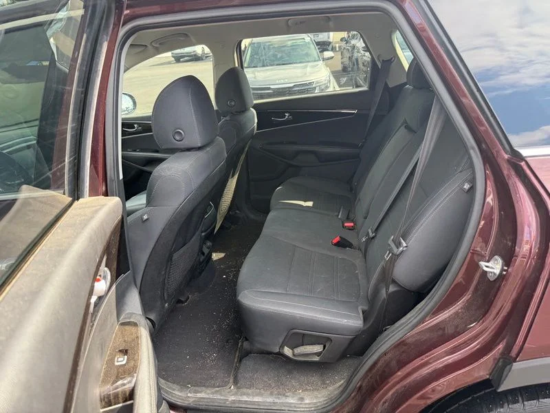 Used 2019 Purple Kia LX image 9