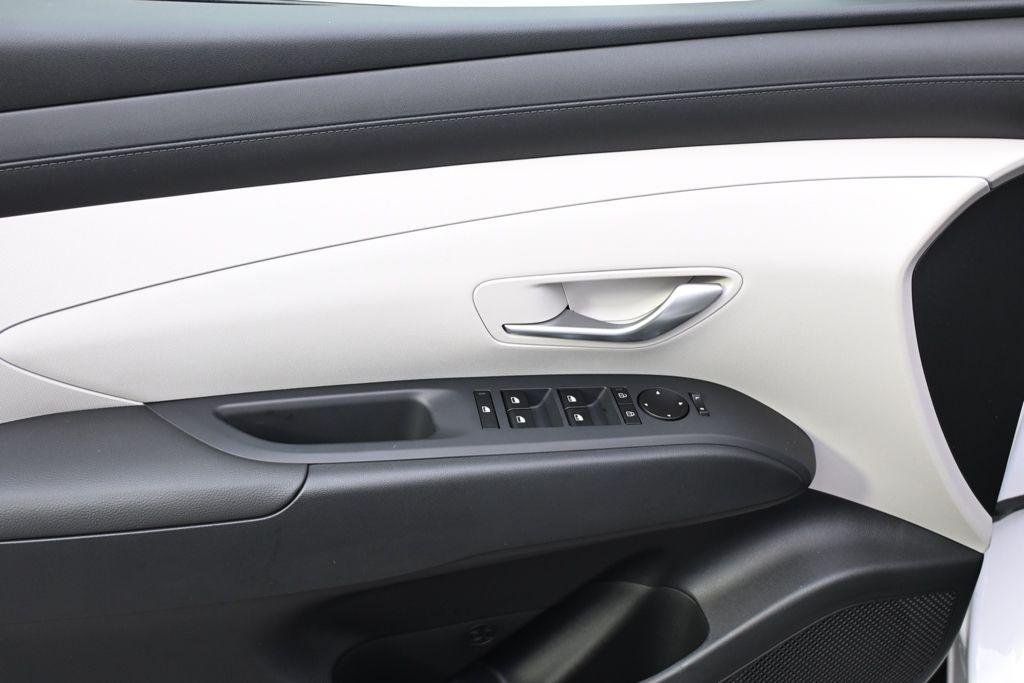 New 2026 White Pearl Hyundai SEL Plus AWD image 22