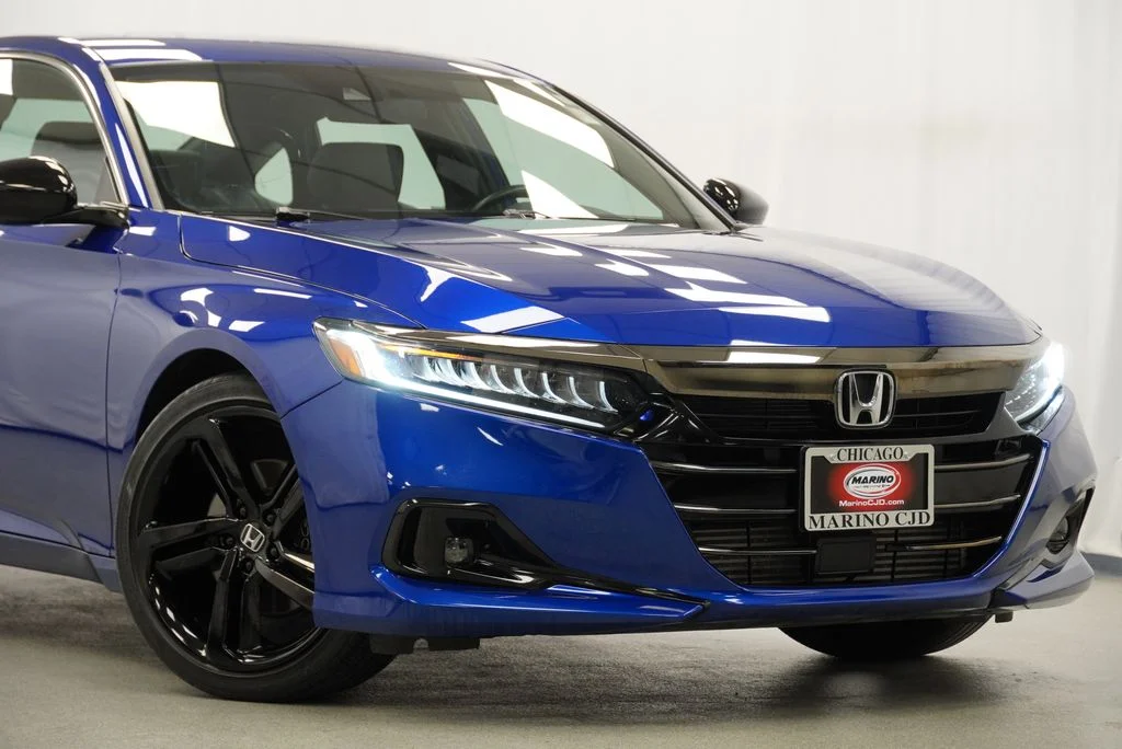 Used 2022 Blue Honda Sport image 6