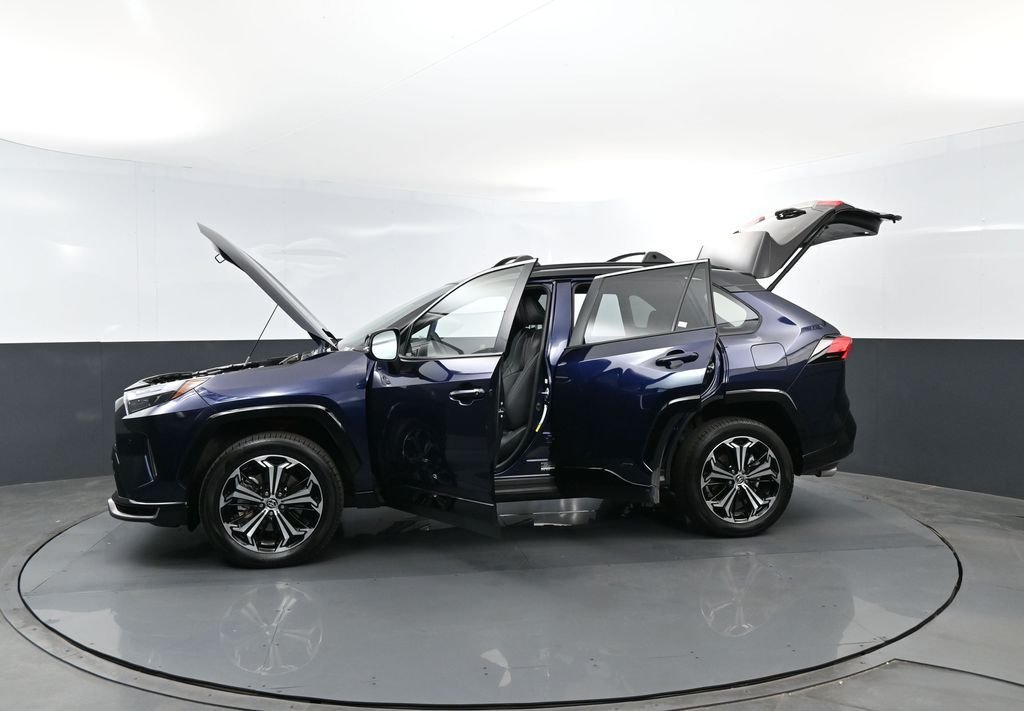 Used 2025 Midnight Black Metallic Toyota XSE image 31