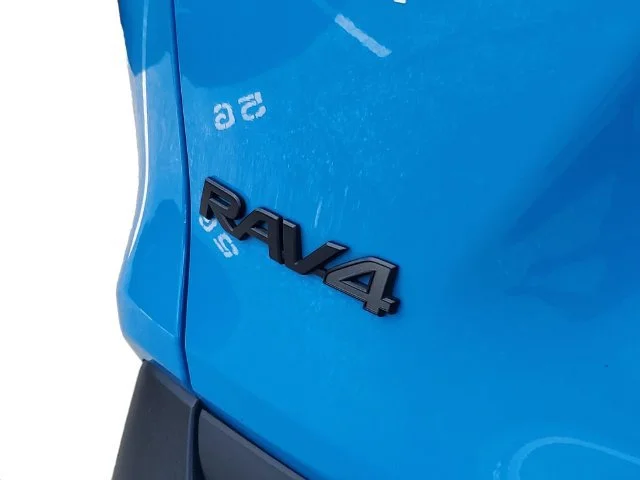Used 2019 Blue Flame Toyota Adventure image 31