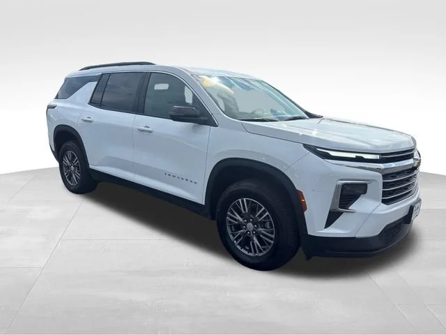 Used 2026 Summit White Chevrolet LT image 9