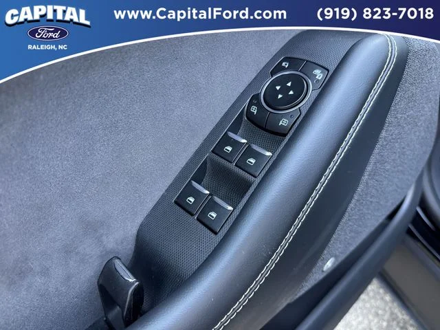 Used 2025 Black Ford GT image 20