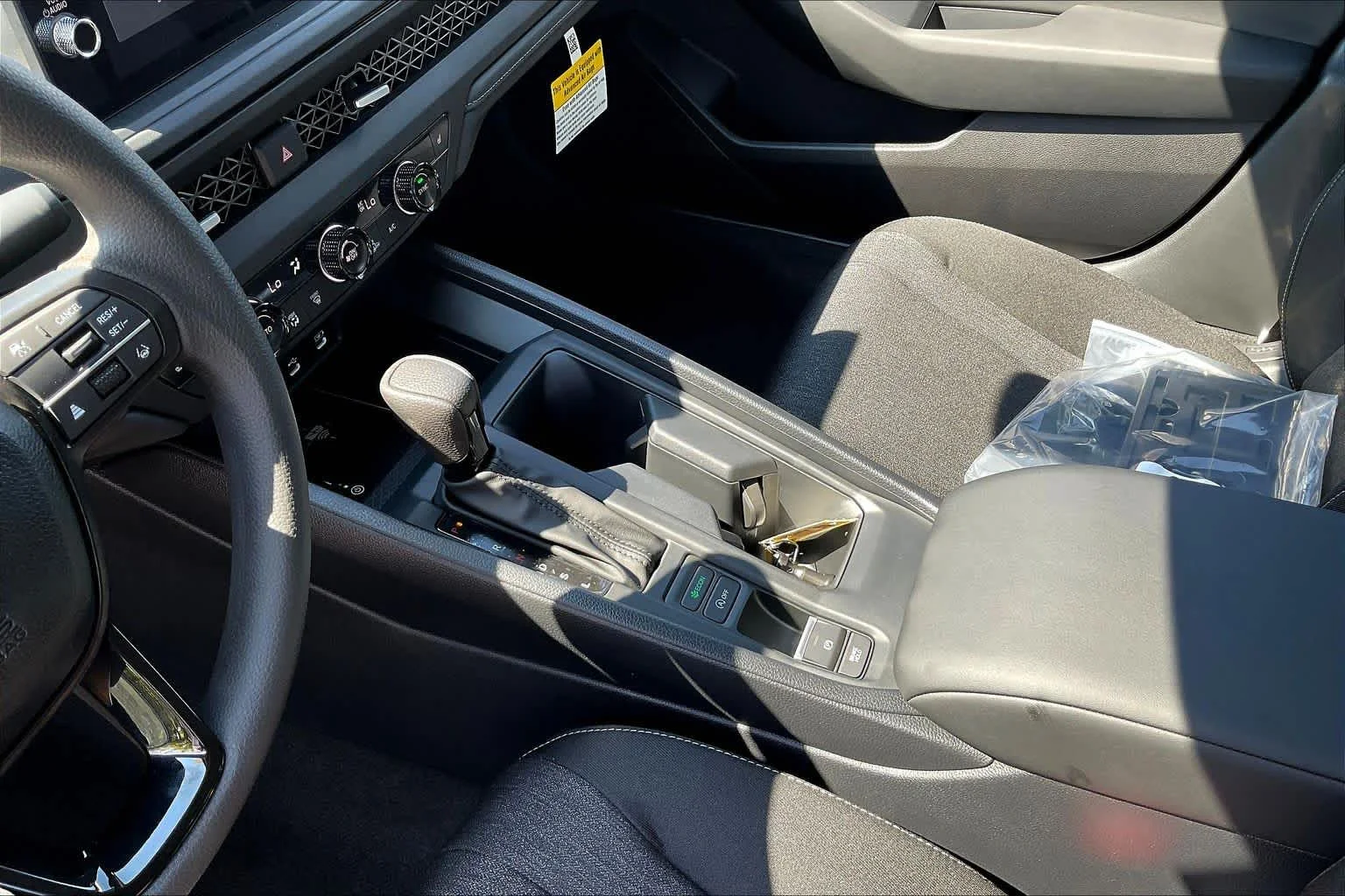 New 2026 Meteorite Gray Metallic Honda SE image 7