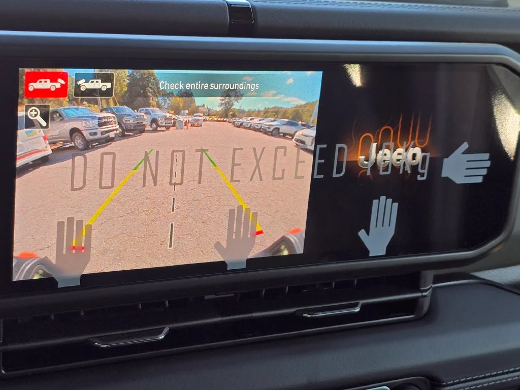 New 2026 White/off-white Jeep Mojave X image 9
