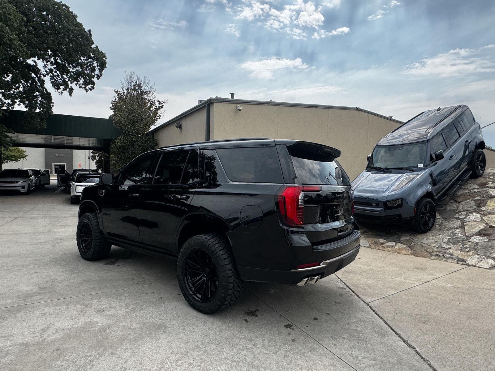Used 2026 Onyx Black GMC AT4 Ultimate image 5