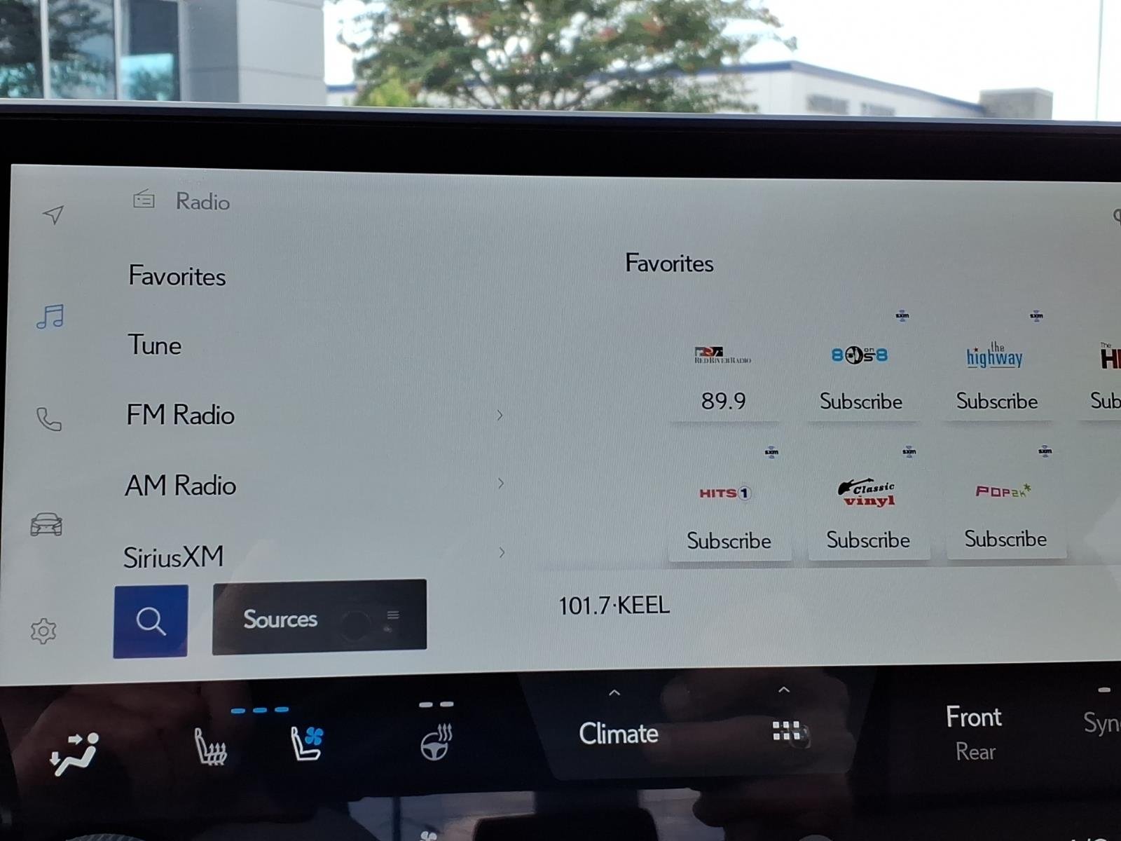 2025 Lexus RX 350 - Photo 7