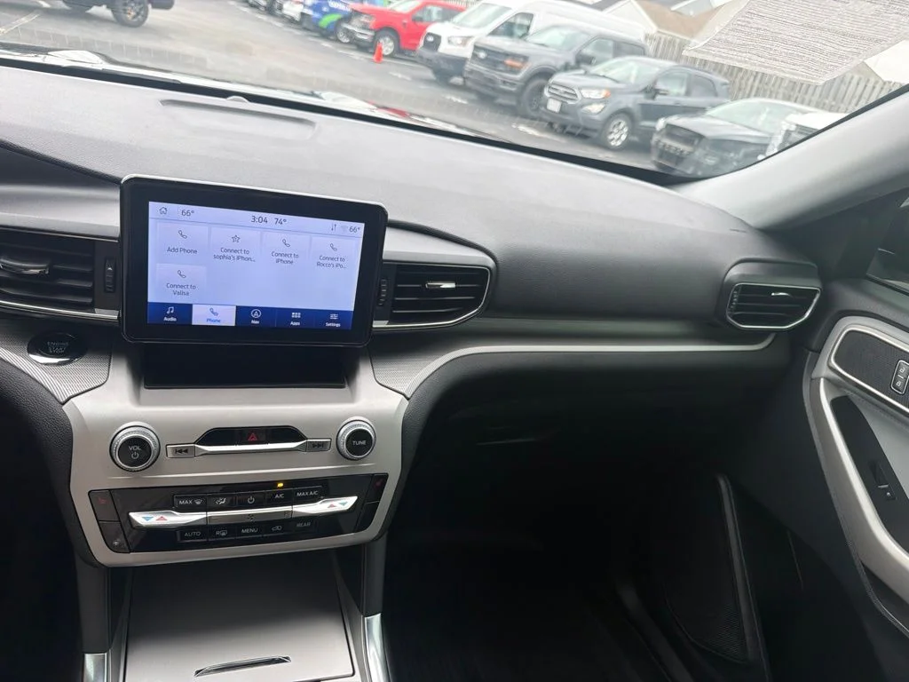 Used 2023 Black Ford XLT image 28
