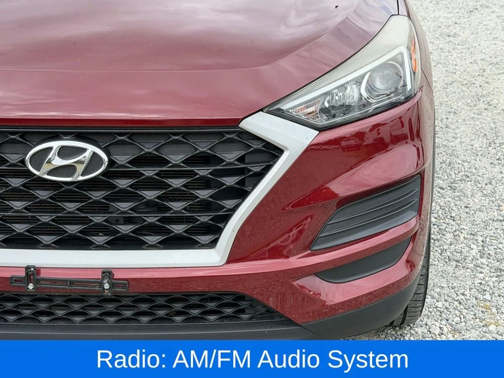 Used 2019 Red Hyundai SE image 12