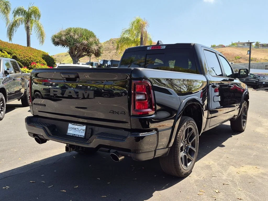 New 2026 Diamond Black Crystal Pearl-Coat Exterior Paint RAM Laramie image 4
