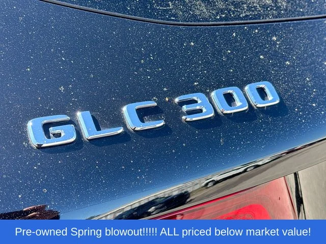 Used 2018 Black Mercedes-Benz GLC 300 image 15