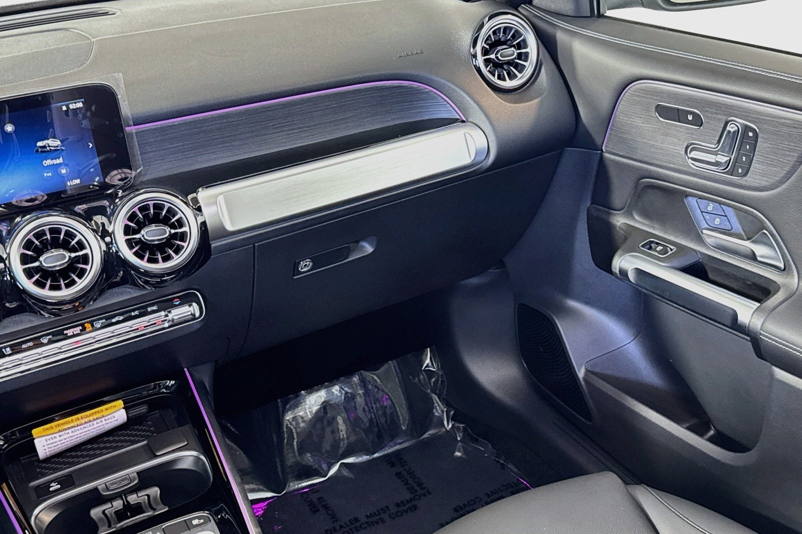New 2026 Mountain Grey Metallic Mercedes-Benz GLB 250 image 21