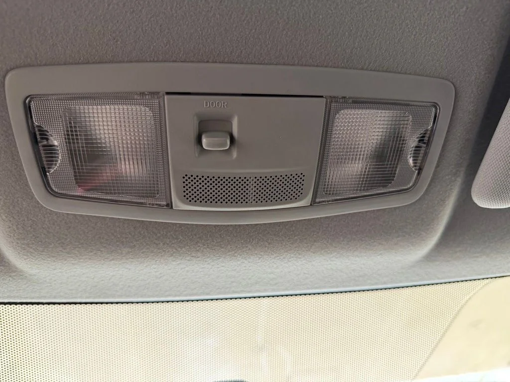 Used 2019 Black Mitsubishi  image 45