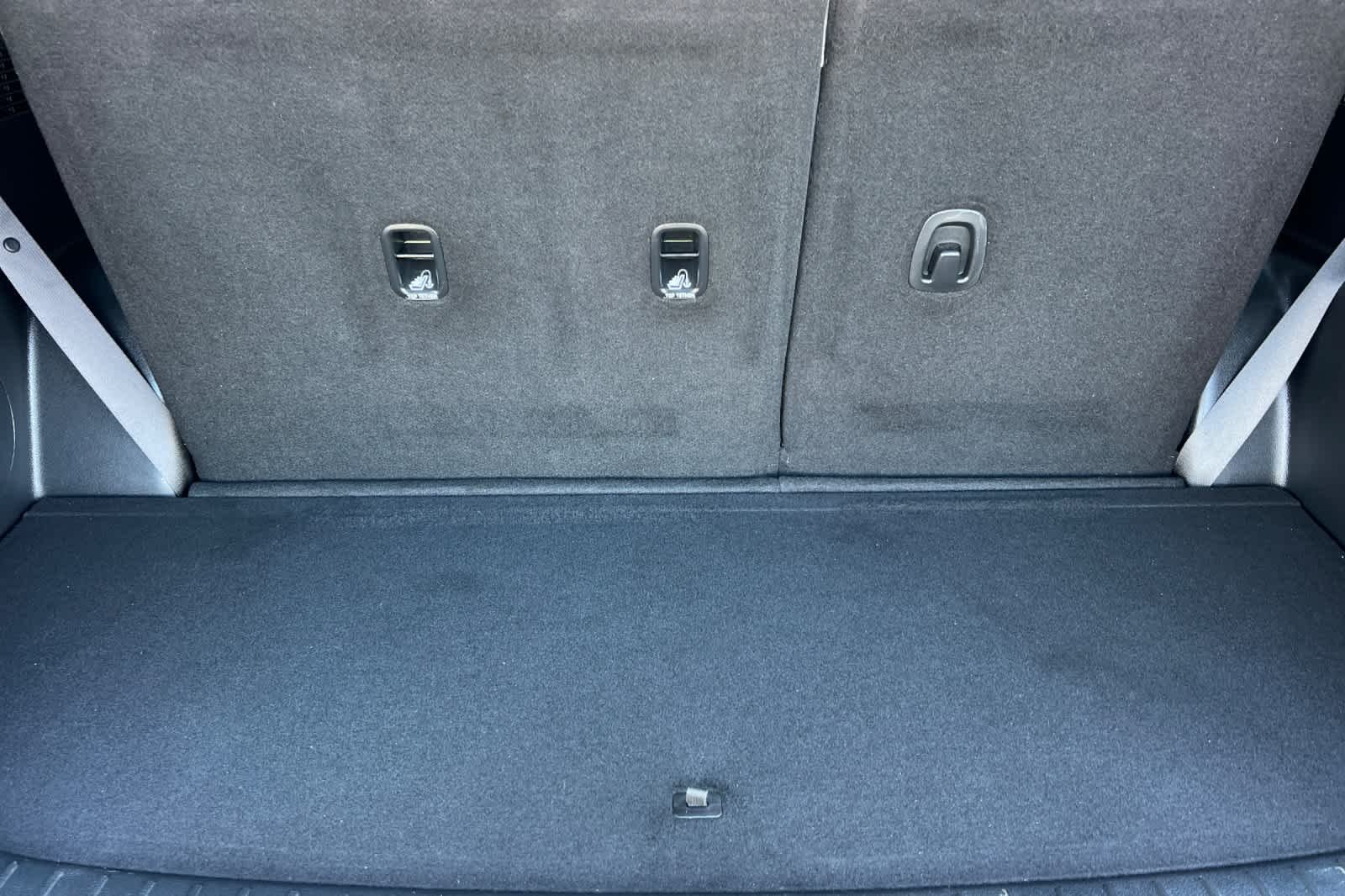 Used 2022 Typhoon Silver Hyundai SEL image 17