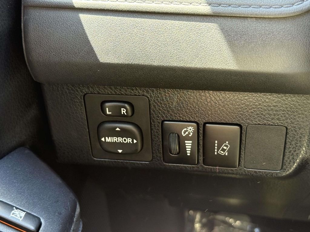 Used 2018 Blue Toyota LE image 30