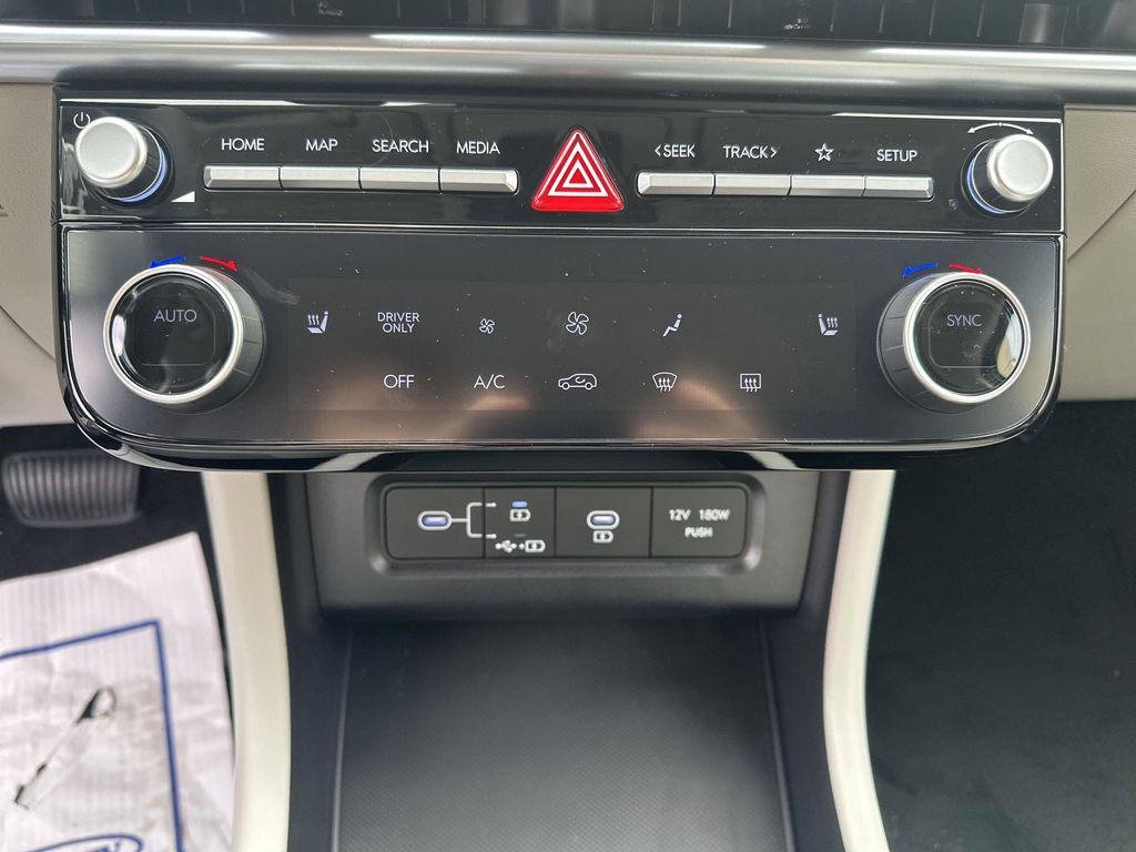 New 2026 Creamy White Pearl Hyundai SEL AWD image 18