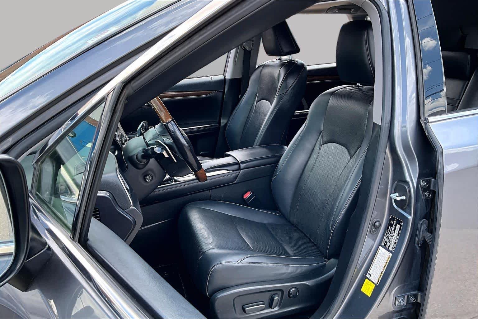 Used 2021 Nebula Gray Pearl Lexus  image 8
