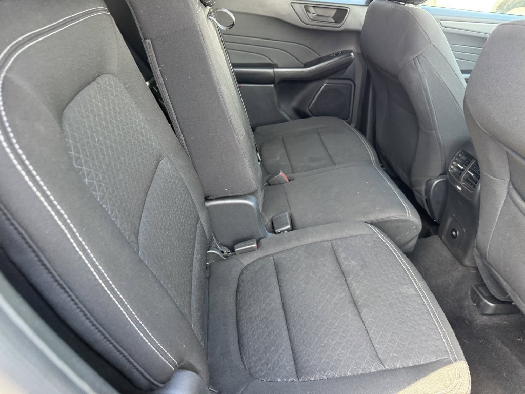 Used 2024 Black Metallic Ford Active image 12