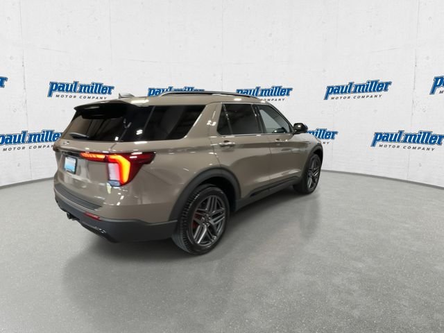 Used 2026 Gray Ford ST-Line image 11