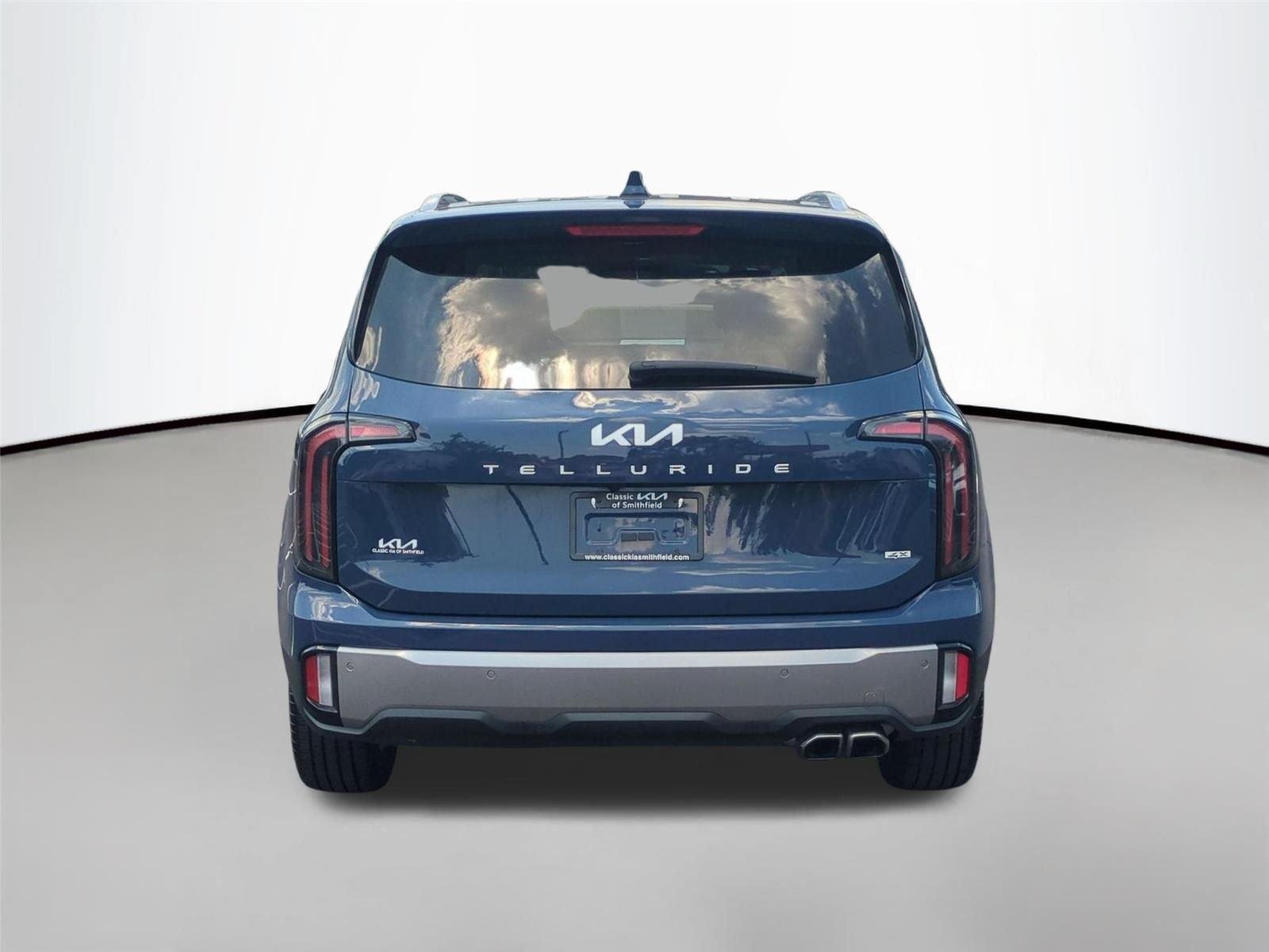 Used 2025 Midnight Lake Blue Kia EX image 4