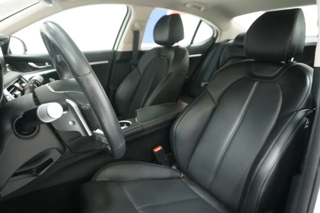 Used 2025  Genesis 2.5T image 18