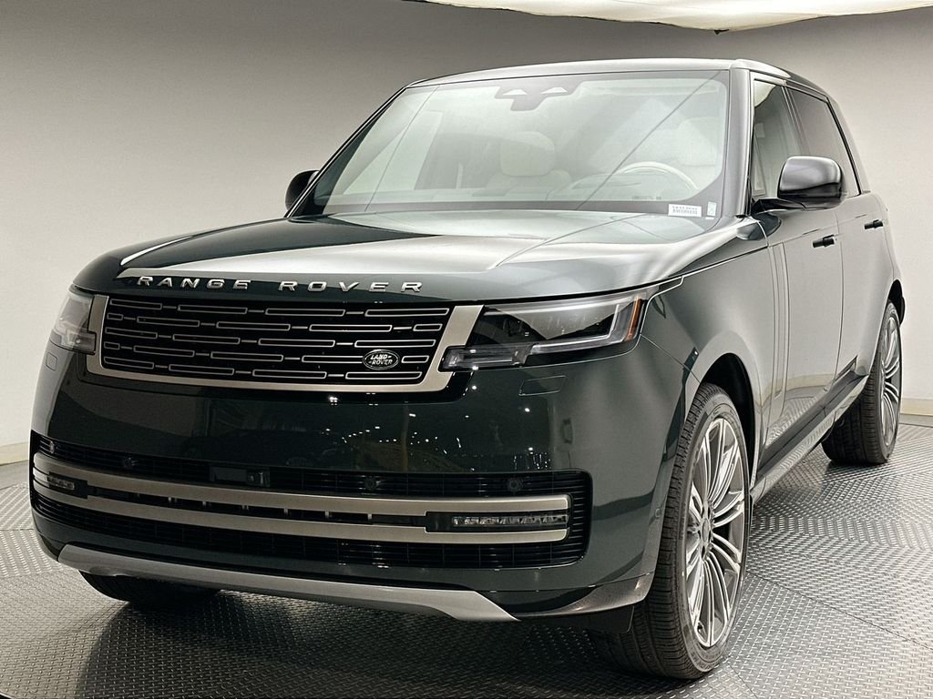 2026 Land Rover Range Rover 3.0 SE LWB 7's photo