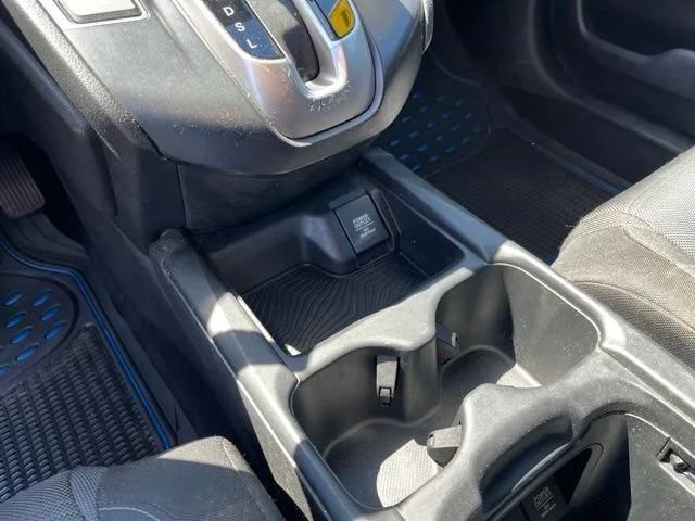 Used 2017  Honda EX image 26