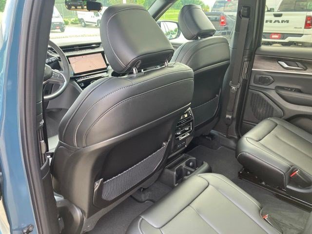 New 2026 Steel Blue Exterior Paint Jeep Limited image 23