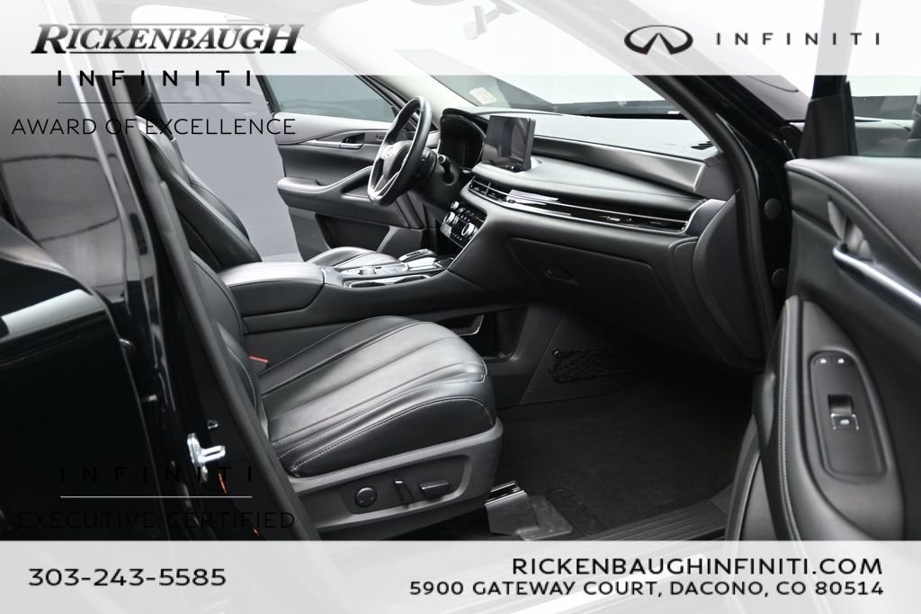 Certified Used 2023 Black INFINITI LUXE image 19