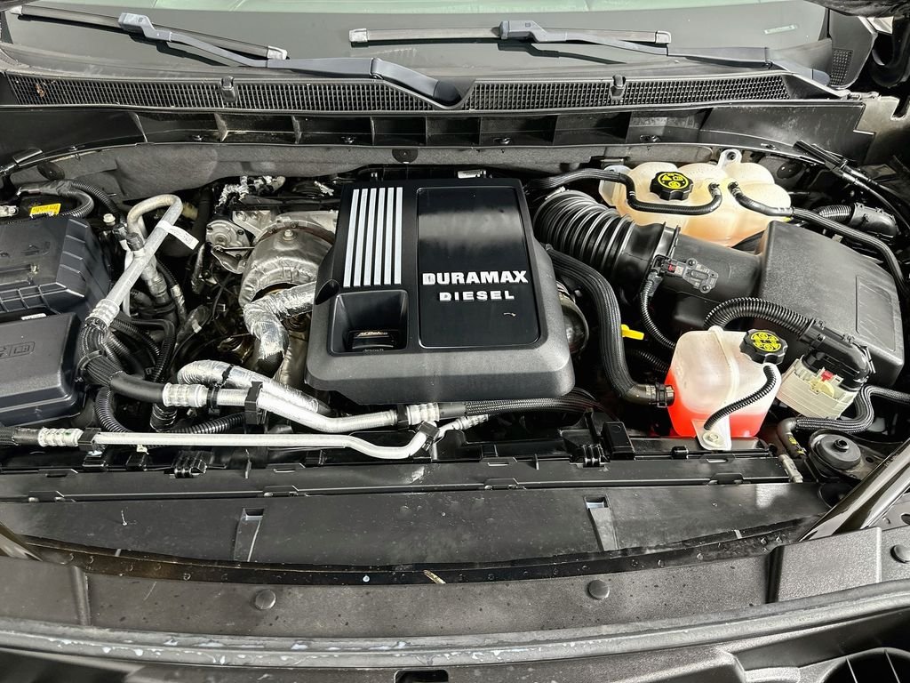 Used 2023 Onyx Black GMC Denali image 32