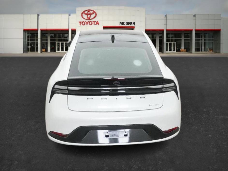 New 2026 Wind Chill Pearl Toyota XSE Premium image 18