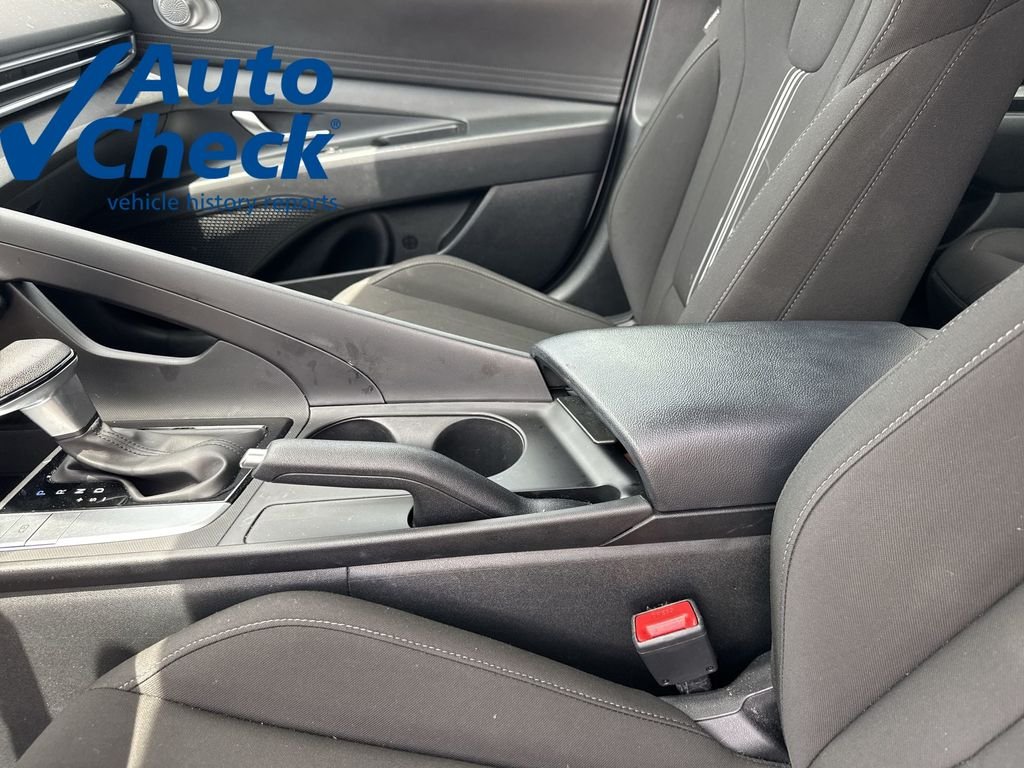 2024 Hyundai Elantra SEL - Photo 23