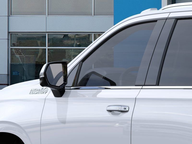 New 2026 Polar White Tricoat Chevrolet High Country image 12