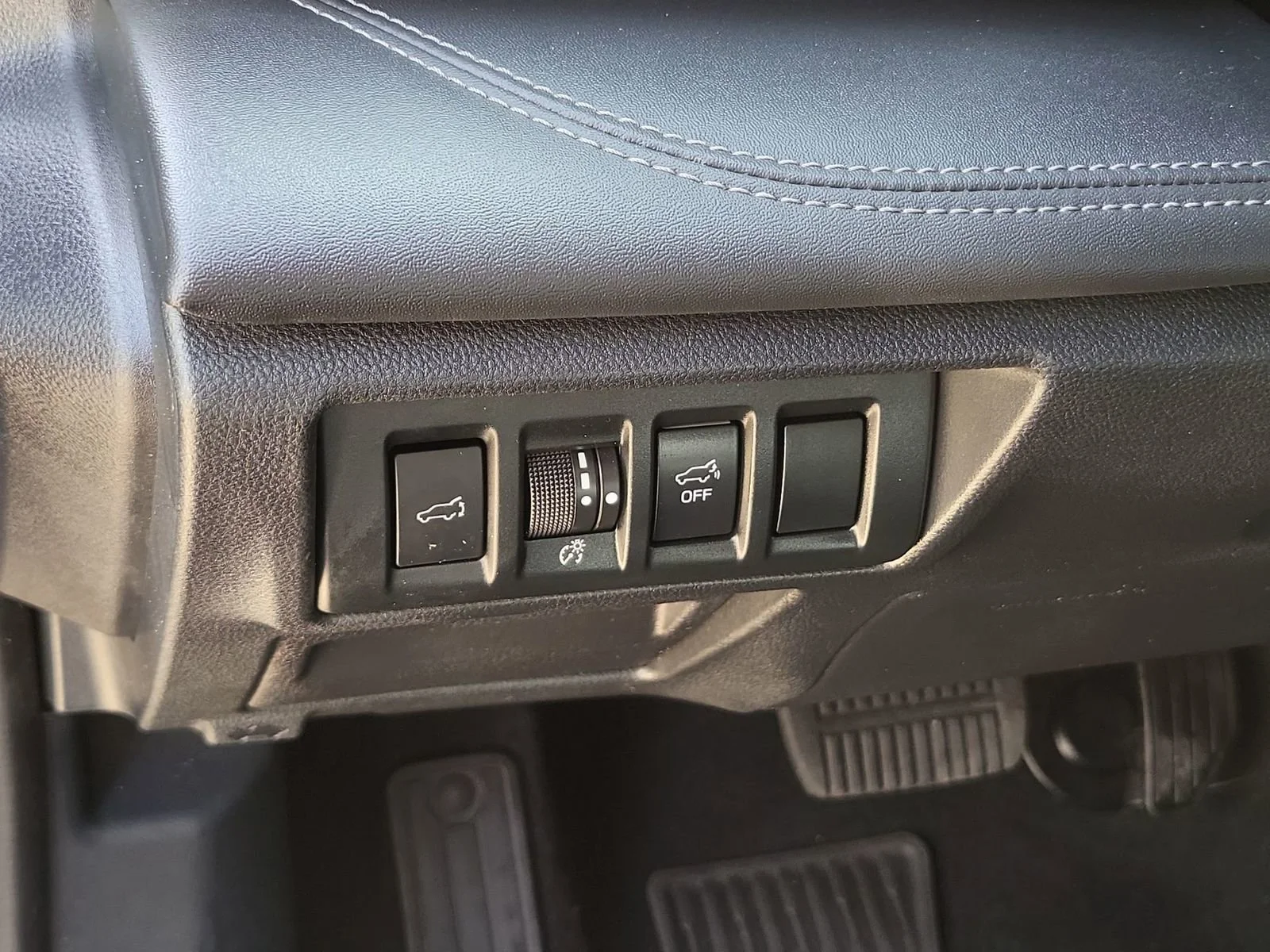 2022 Subaru Outback Limited - Photo 18