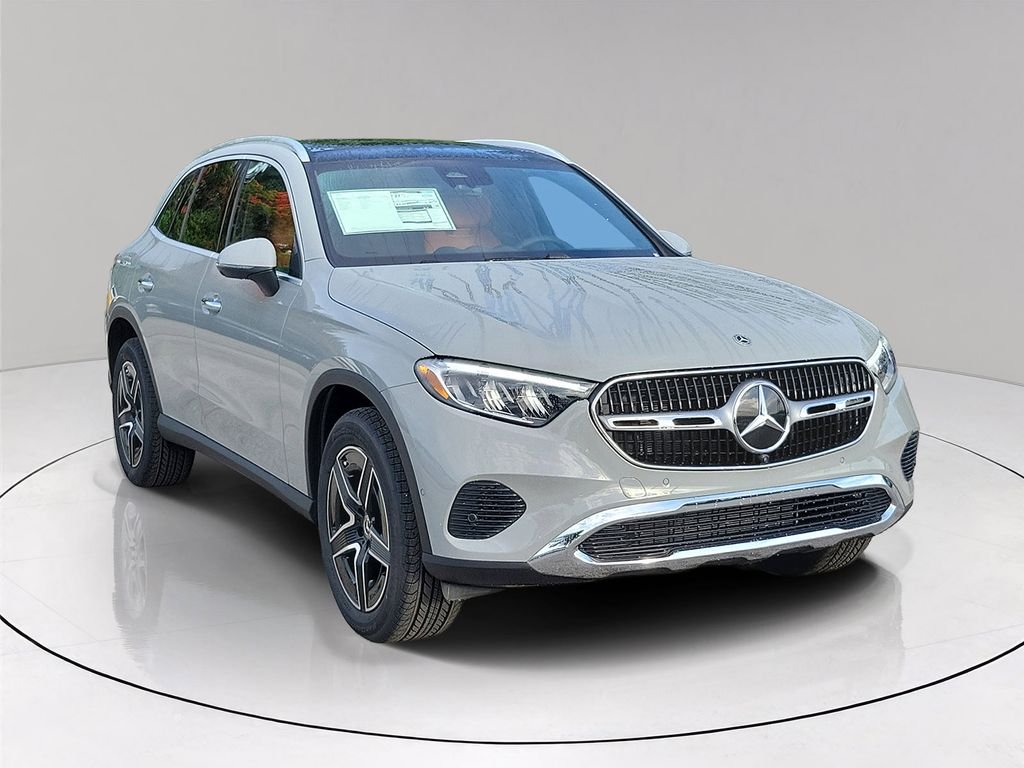 2026 Mercedes-Benz GLC Base