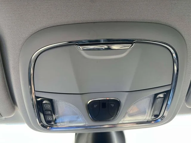 Used 2019 Diamond Black Jeep Trailhawk image 34