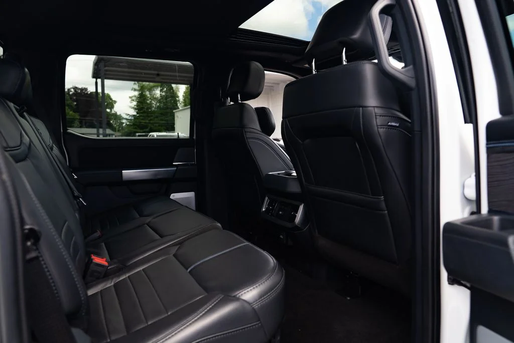 Used 2025 White Ford Platinum image 35