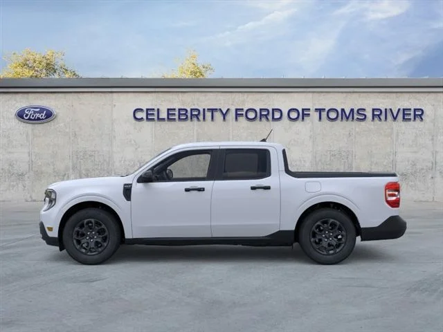 New 2026 White Ford XLT image 3