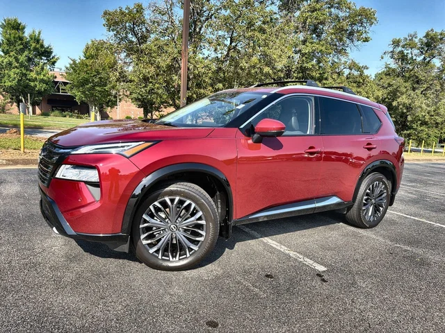 2025 Nissan Rogue Platinum FWD