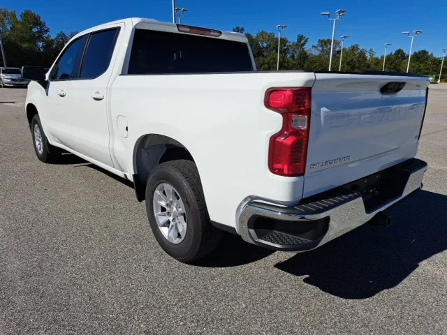 Used 2026 White Chevrolet LT image 4