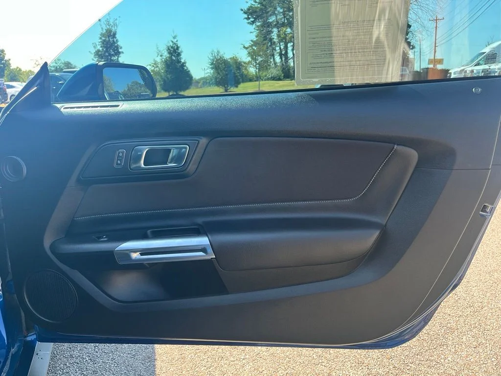 Used 2022 Blue Ford EcoBoost image 9