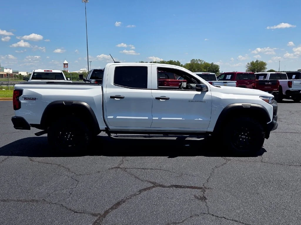 Used 2024 Summit White Chevrolet Trail Boss image 14