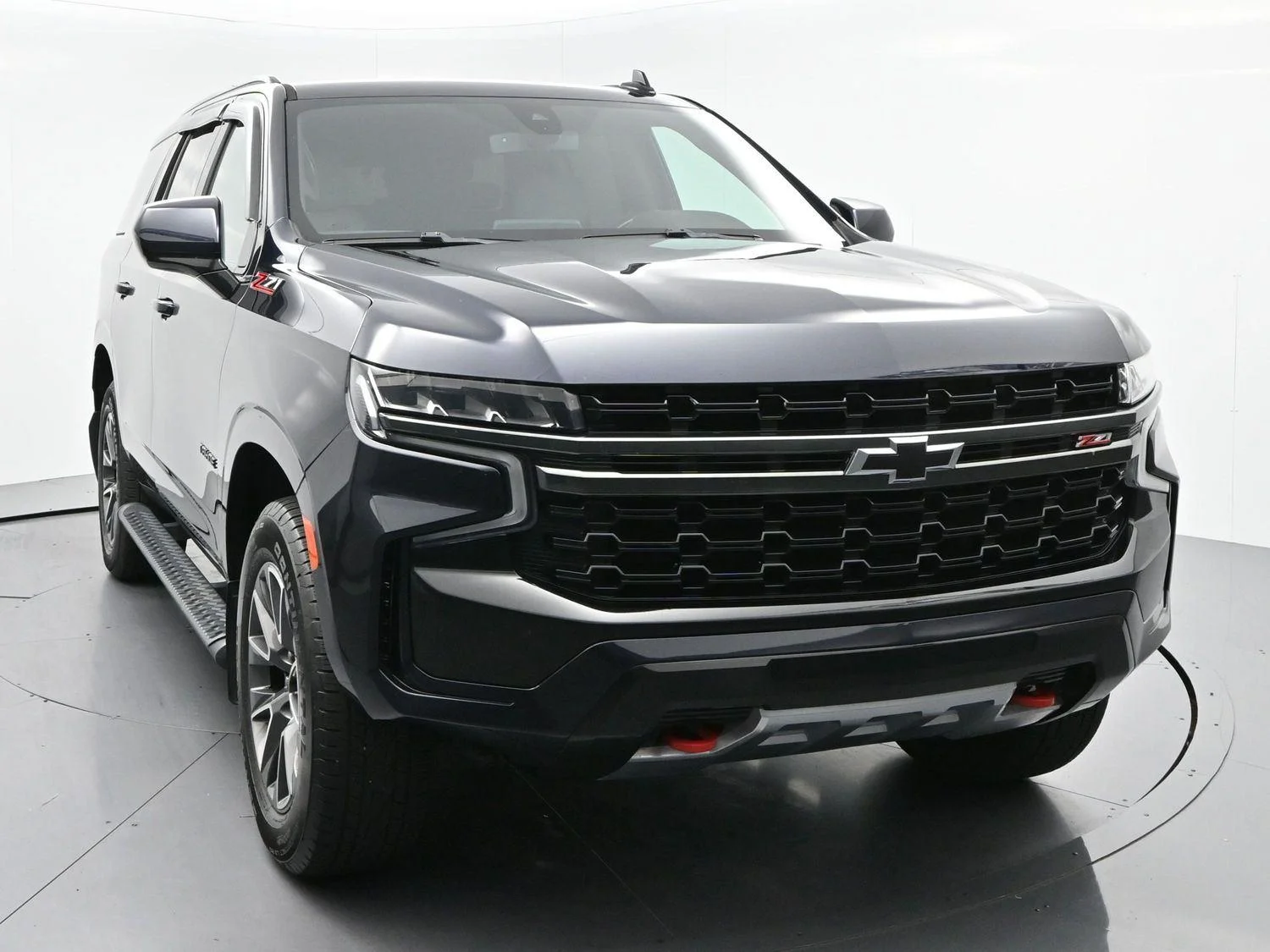 Used 2021 MIDNIGHT BLUE METALLIC Chevrolet Z71 image 2