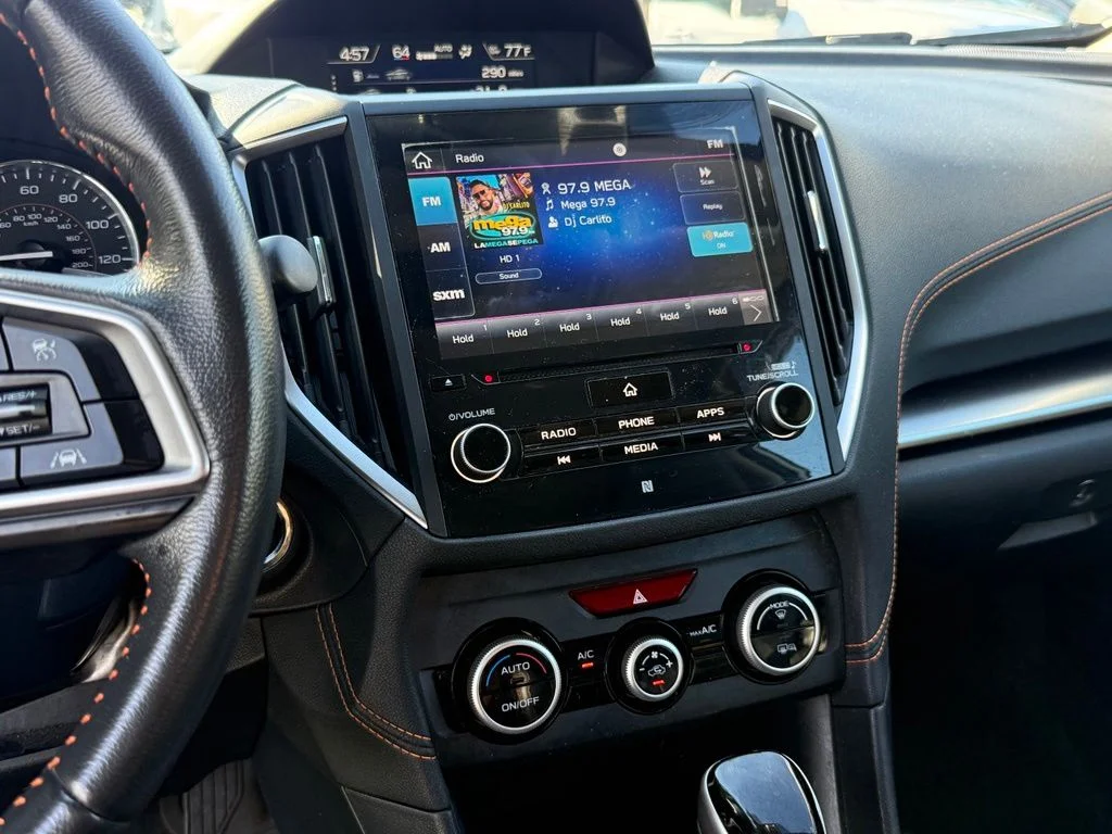 Used 2019 White Subaru 2.0i Limited image 18