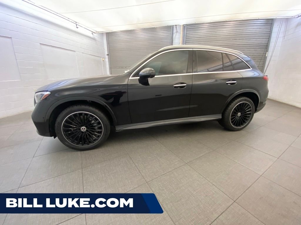 2023 Mercedes-Benz GLC