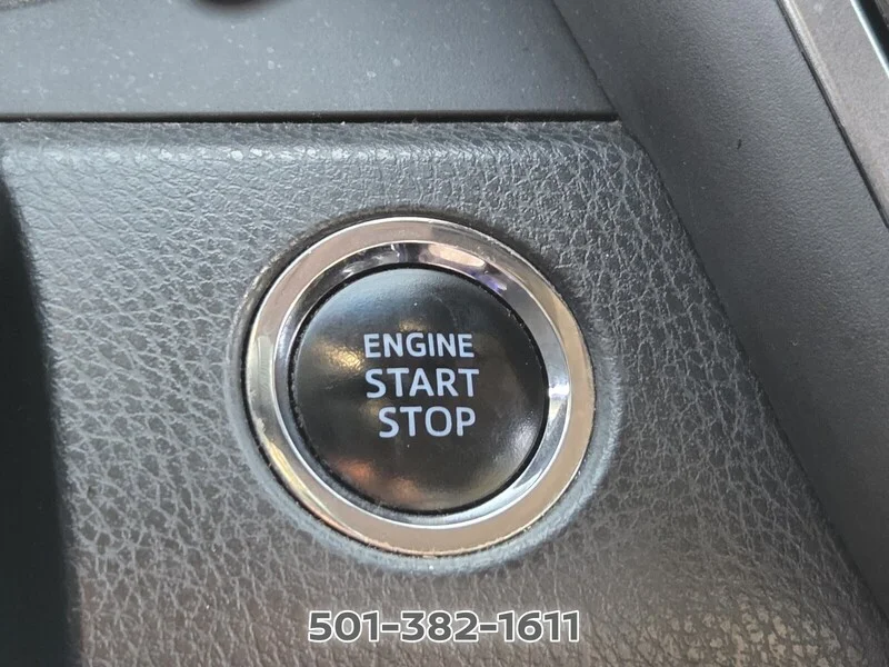 Used 2019 Midnight Black Metallic TOYOTA SE AUTO image 30