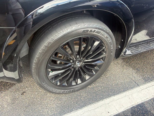 Used 2019 Black Obsidian INFINITI LUXE image 2