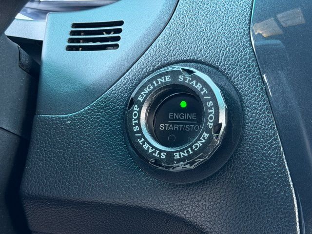 Used 2016 Blue Ford Limited image 23