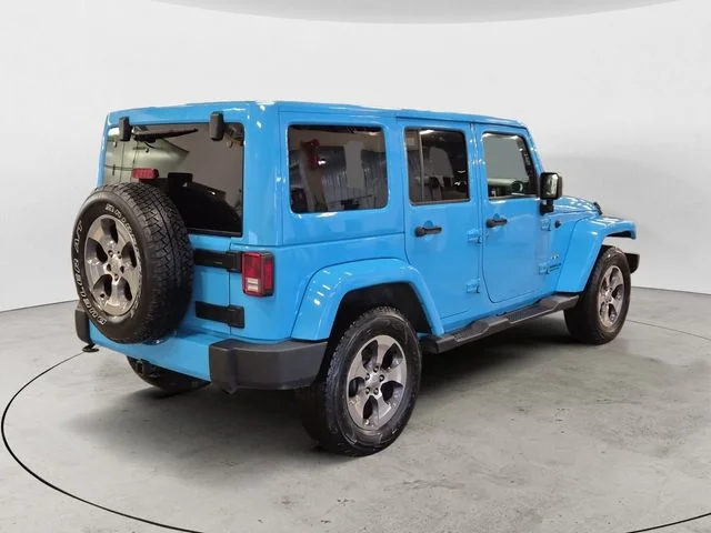Used 2017 Clearcoat Jeep Unlimited Sahara image 5