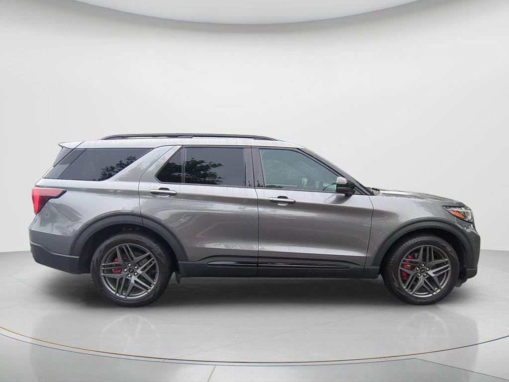 Used 2025 Gray Ford ST image 4